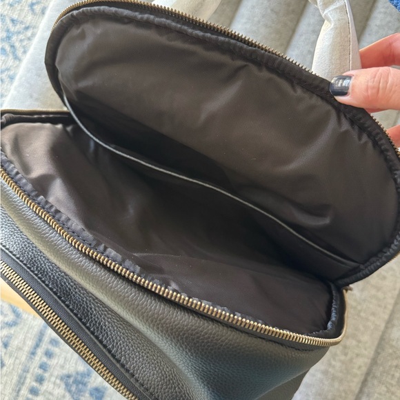 Nisolo Alex leather commuter backpack - Picture 11 of 12